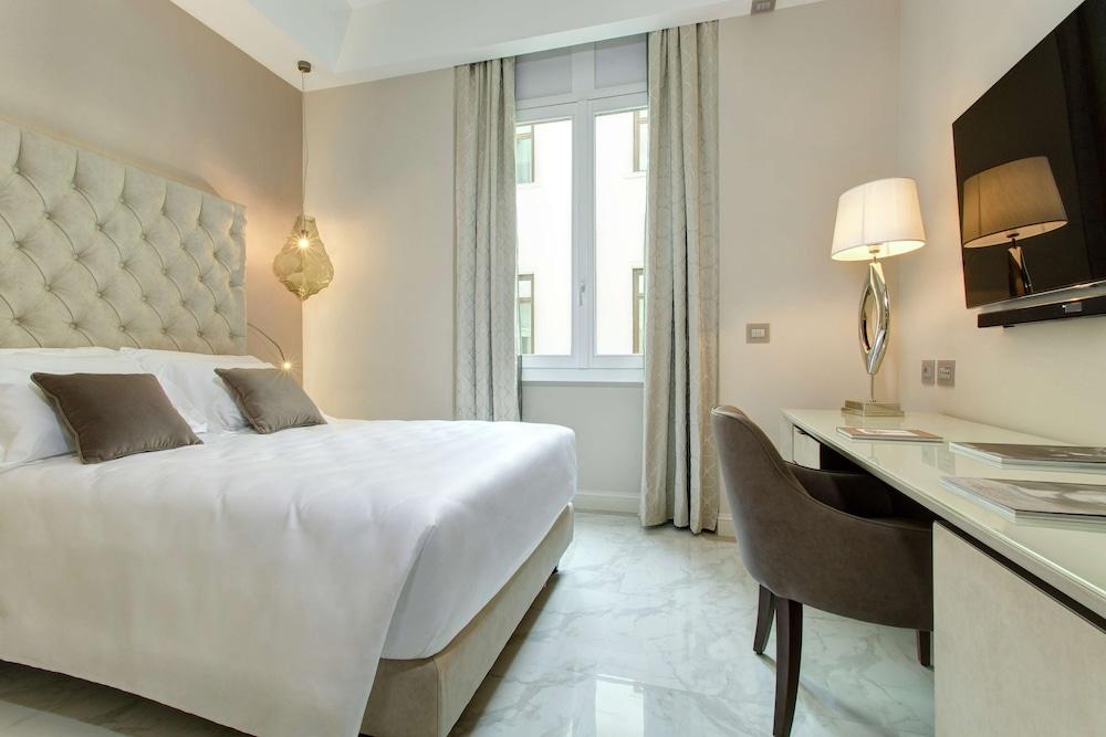 Aleph Rome Hotel, Curio Collection by Hilton Room Type - Comfort Room, 1 Queen Bed