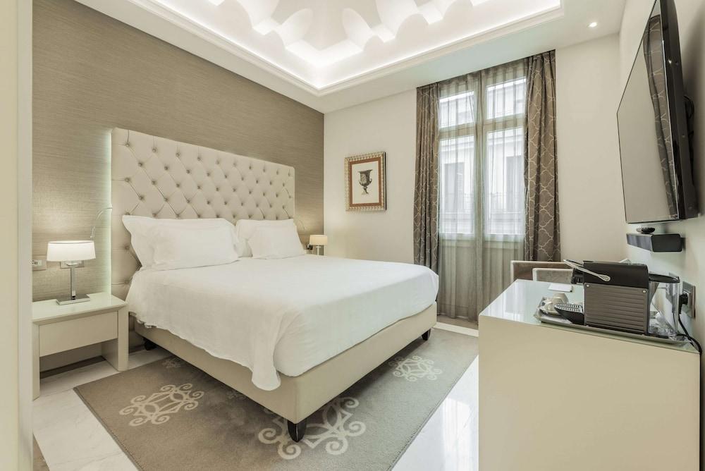 Aleph Rome Hotel, Curio Collection by Hilton Room Type - Suite, 2 Bedrooms