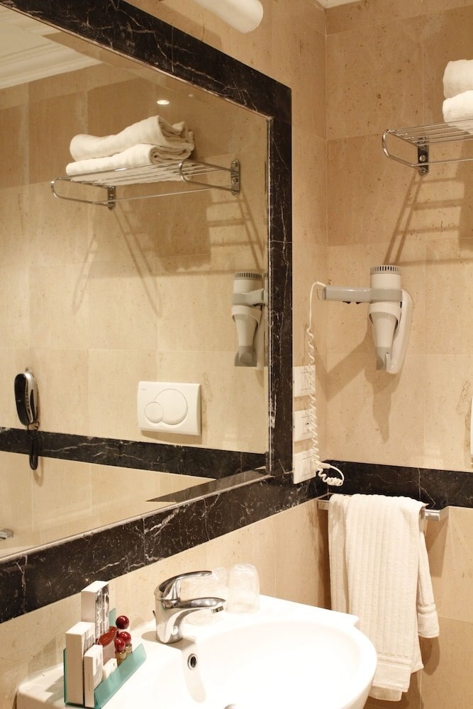 Boutique Hotel Trevi - Tap to explore photos