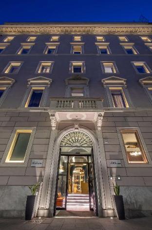 The Guardian Hotel - Tap to explore photos