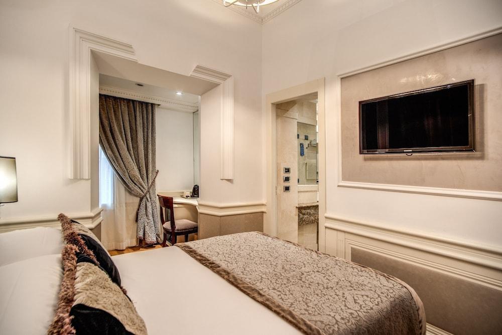 Hotel Britannia Room Type - Basic Double Room