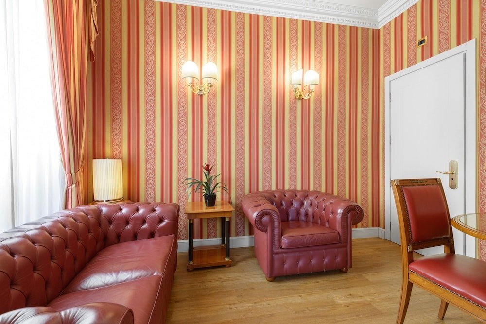 Hotel Gambrinus - Tap to explore photos