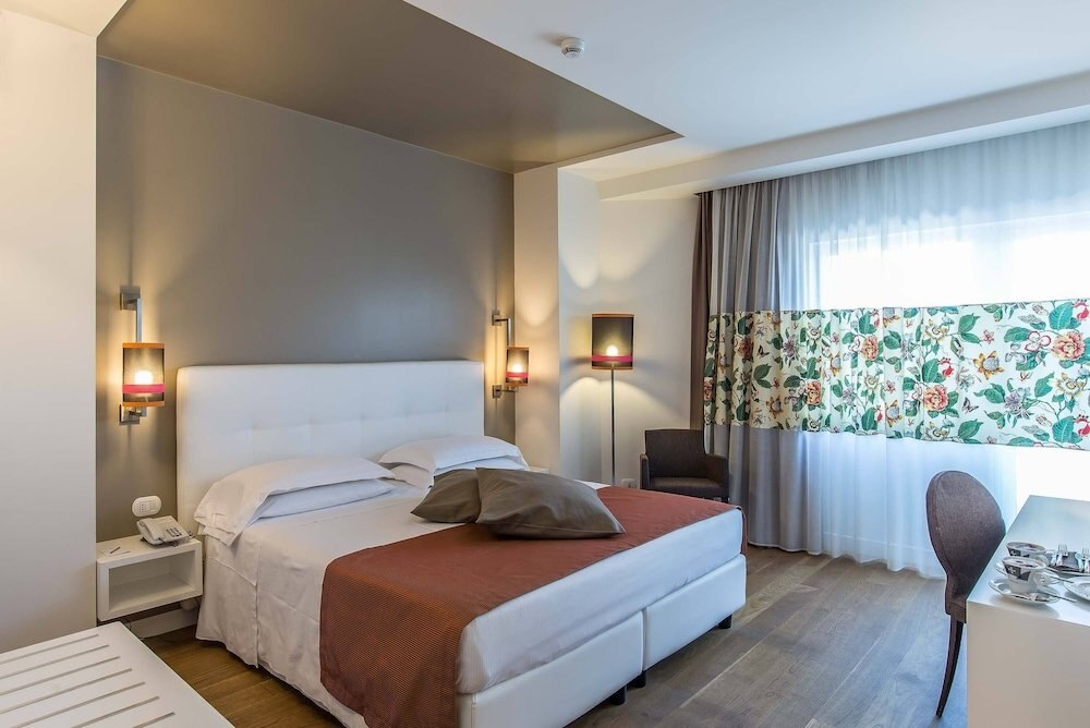 Caravel Hotel Room Type - Double Room, 1 Double Bed