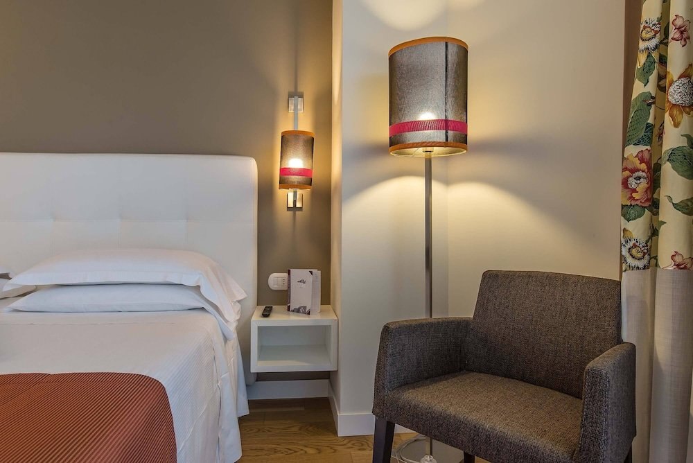 Caravel Hotel Room Type - Triple Room Caravel Hotel Room Type - Triple Room
