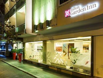 Hilton Garden Inn Rome Claridge - Tap to explore photos
