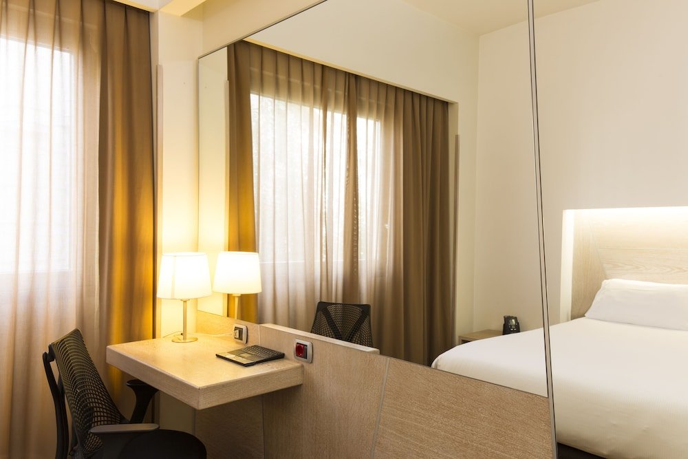 Hilton Garden Inn Rome Claridge Room Type - 2 TWIN BED ROOM