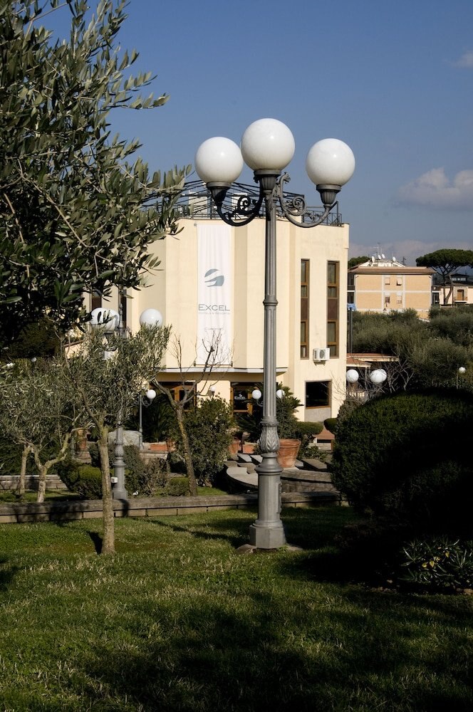Excel Hotel Roma Ciampino - Tap to explore photos
