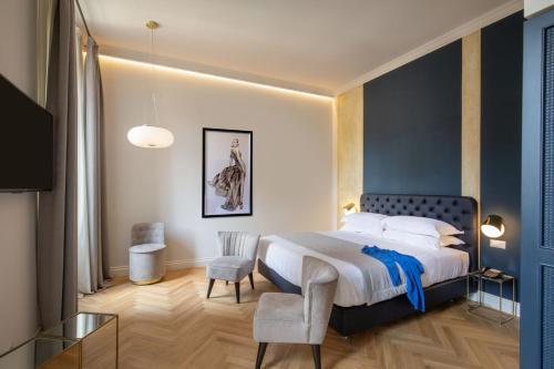 Condotti Boutique Hotel - Tap to explore photos