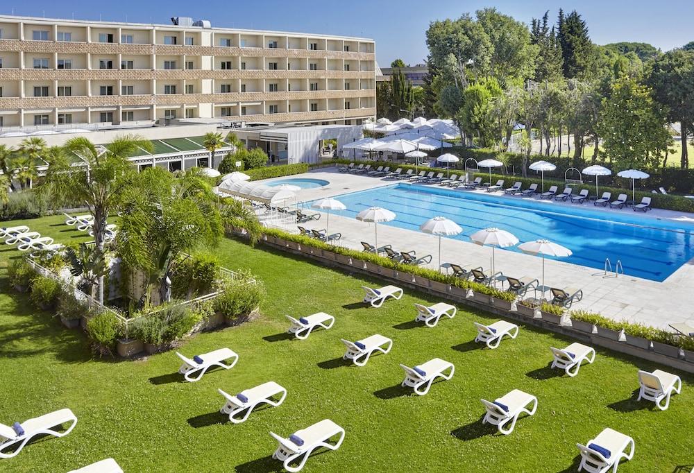 Crowne Plaza Rome-St. Peter's Hotel & Spa - Tap to explore photos