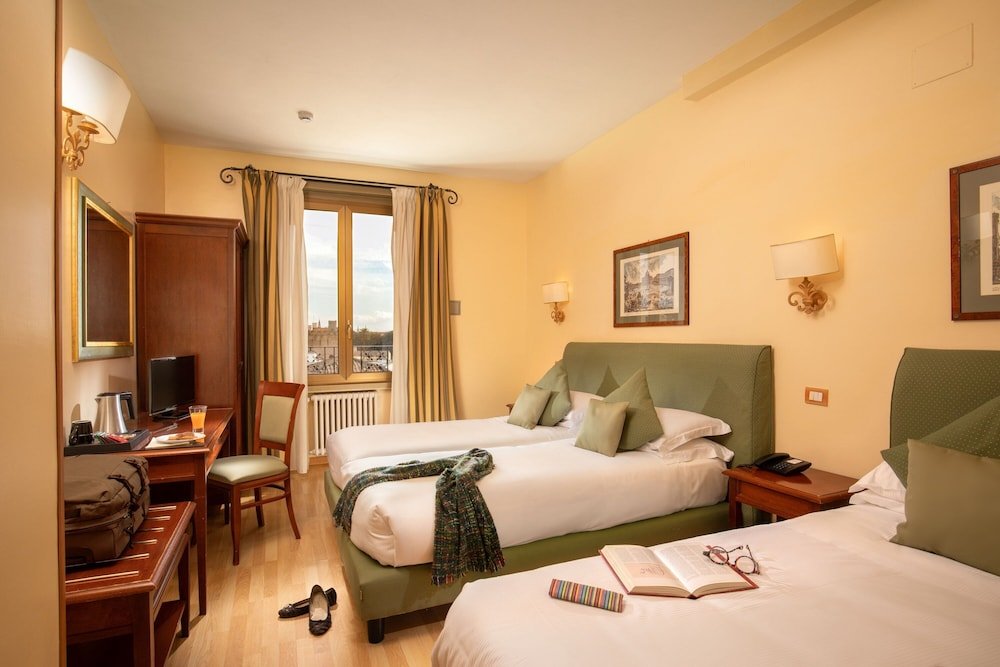 Hotel Colosseum Room Type - Triple Room