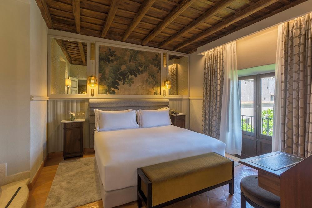 Donna Camilla Savelli – VRetreats Room Type - Prestige "Garden"