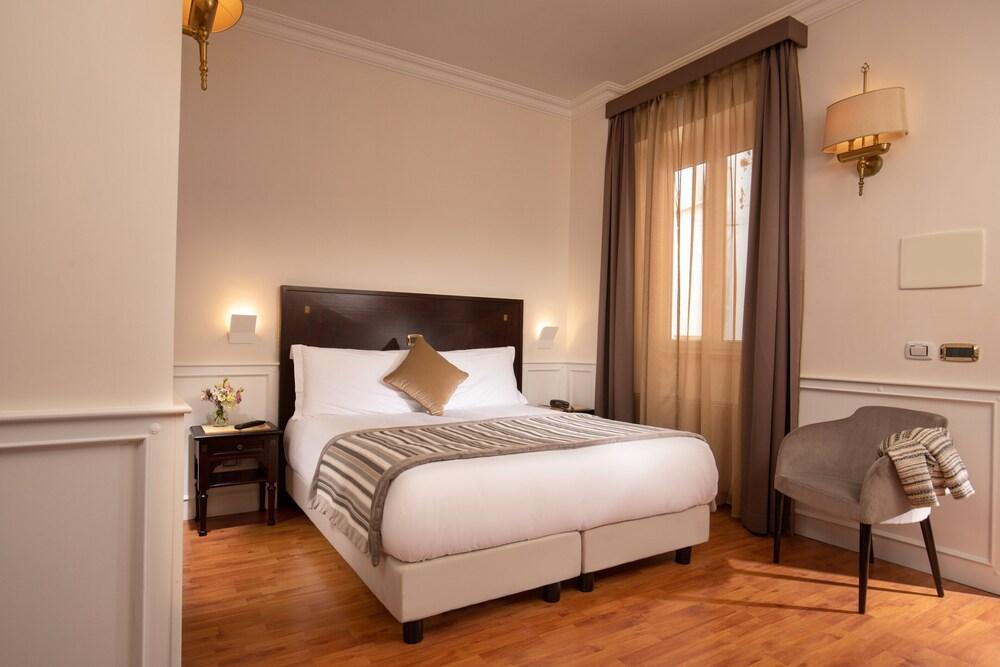 Hotel del Corso Room Type - Standard Double Room