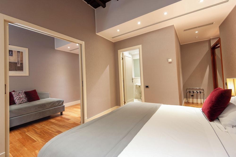 Hotel Delle Nazioni Room Type - Junior Suite