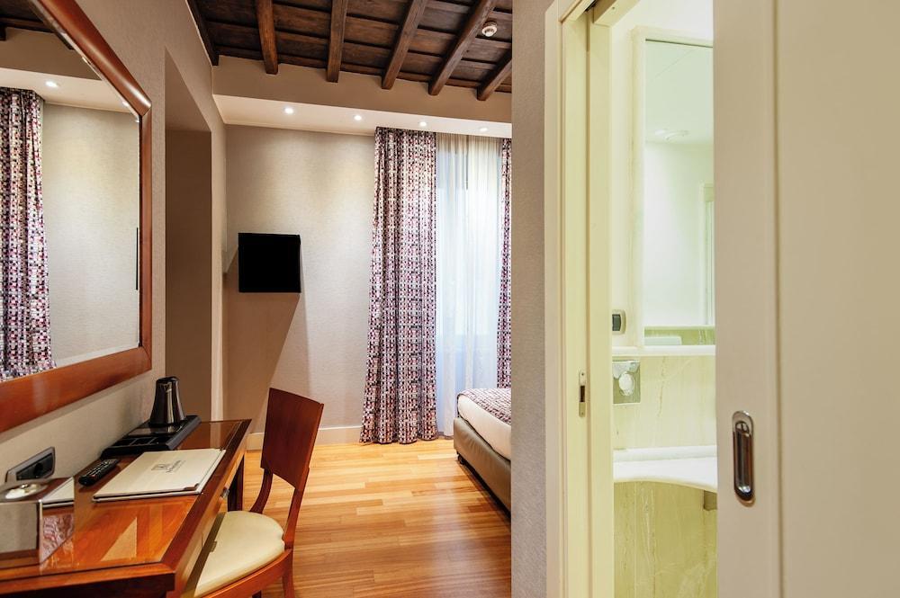 Hotel Delle Nazioni Room Type - Classic Double Room