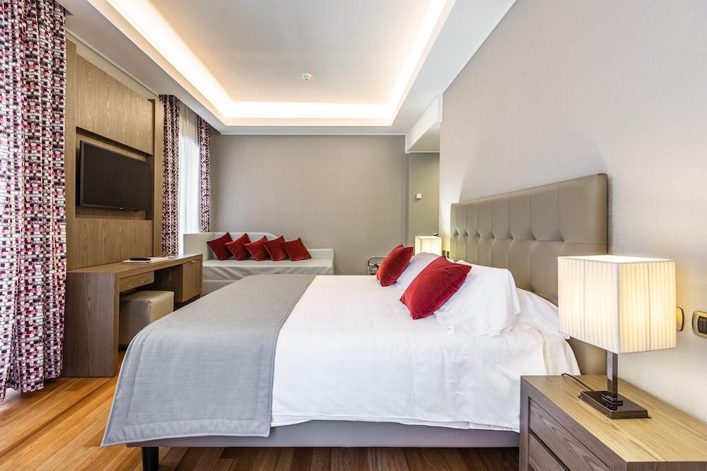 Hotel Delle Nazioni Room Type - Executive Double Room Hotel Delle Nazioni Room Type - Executive Double Room