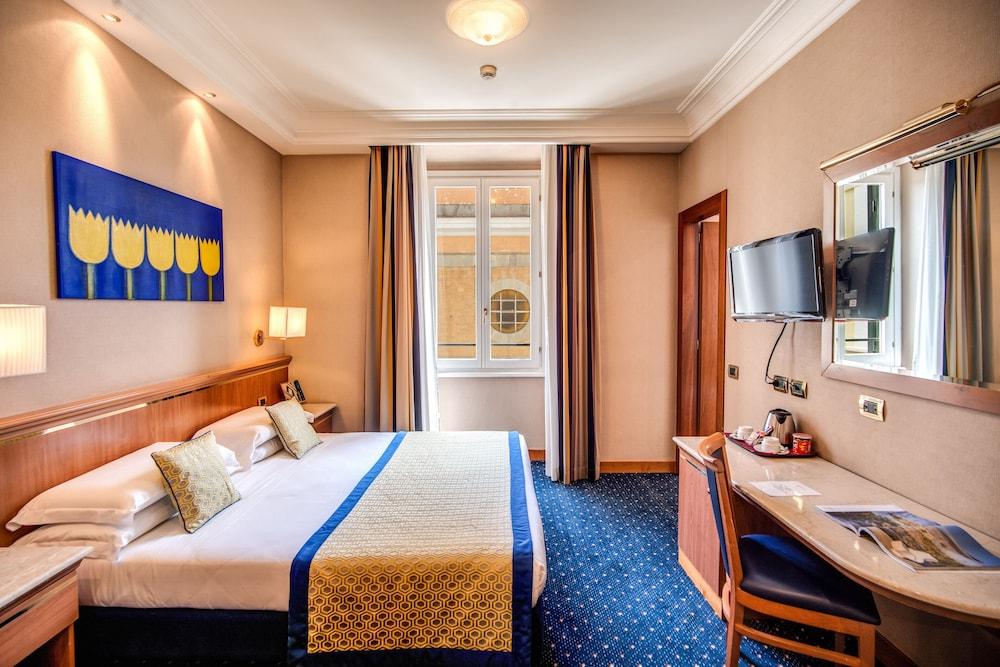 Hotel Diocleziano Room Type - Superior Double or Twin Room Hotel Diocleziano Room Type - Superior Double or Twin Room