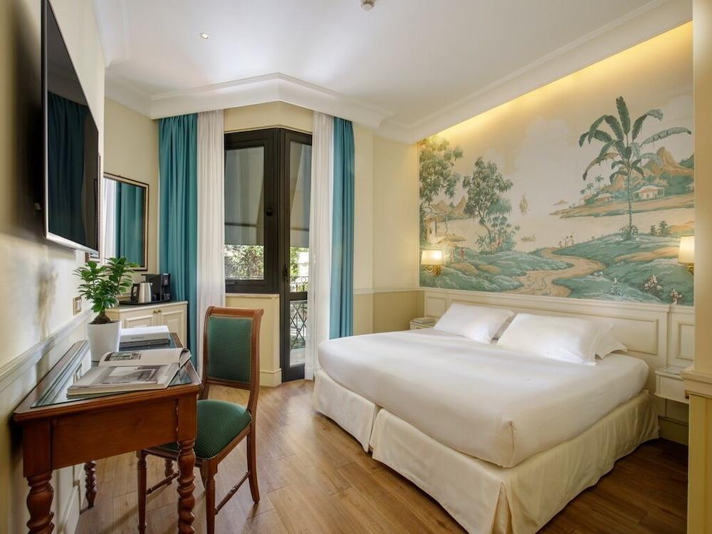 Donna Laura Palace by OMNIA hotels Room Type - Deluxe Double or Twin Room Donna Laura Palace by OMNIA hotels Room Type - Deluxe Double or Twin Room