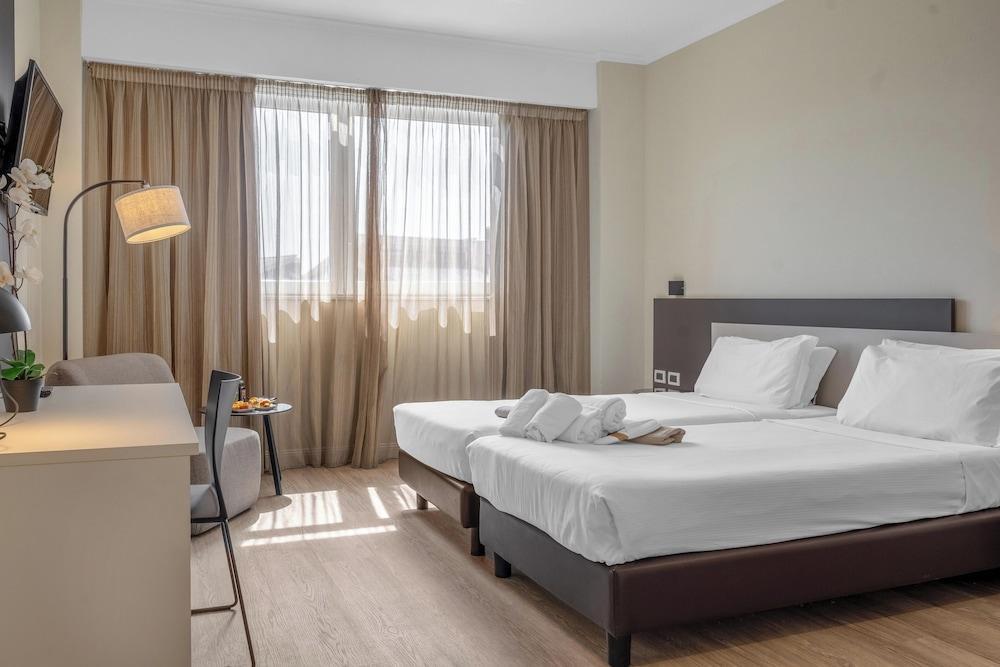 Hotel Capannelle Room Type - Standard Twin Room