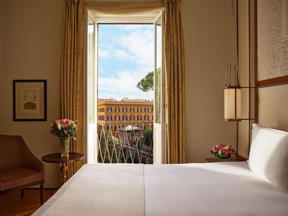 Hotel Eden - Dorchester Collection Room Type - Classic Room, Balcony