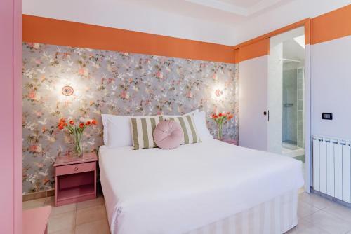 Hotel Espana Room Type - Comfort Quadruple Room Hotel Espana Room Type - Comfort Quadruple Room