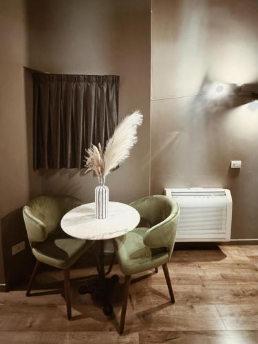 Residenza Sciarra Suites - Tap to explore photos