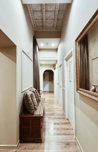 Residenza Sciarra Suites - Tap to explore photos