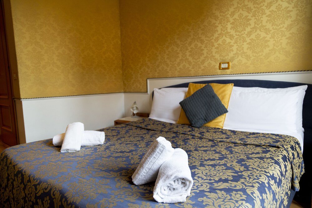 iH Hotels Piazza di Spagna View - Luxury Guest House