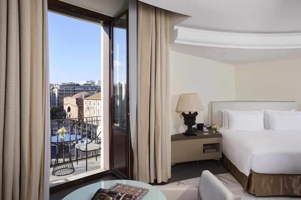 Anantara Palazzo Naiadi Rome Hotel Room Type - Suite Executive View with Terrace and Jacuzzi Anantara Palazzo Naiadi Rome Hotel Room Type - Suite Executive View with Terrace and Jacuzzi
