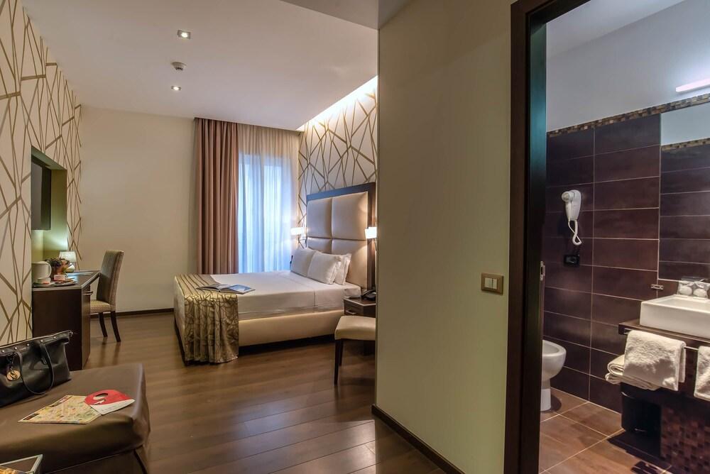 Catone District Hotel Room Type - Superior Double Room