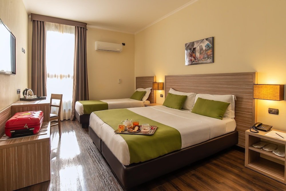 Hotel Roma Sud Room Type - Superior Triple Room Hotel Roma Sud Room Type - Superior Triple Room