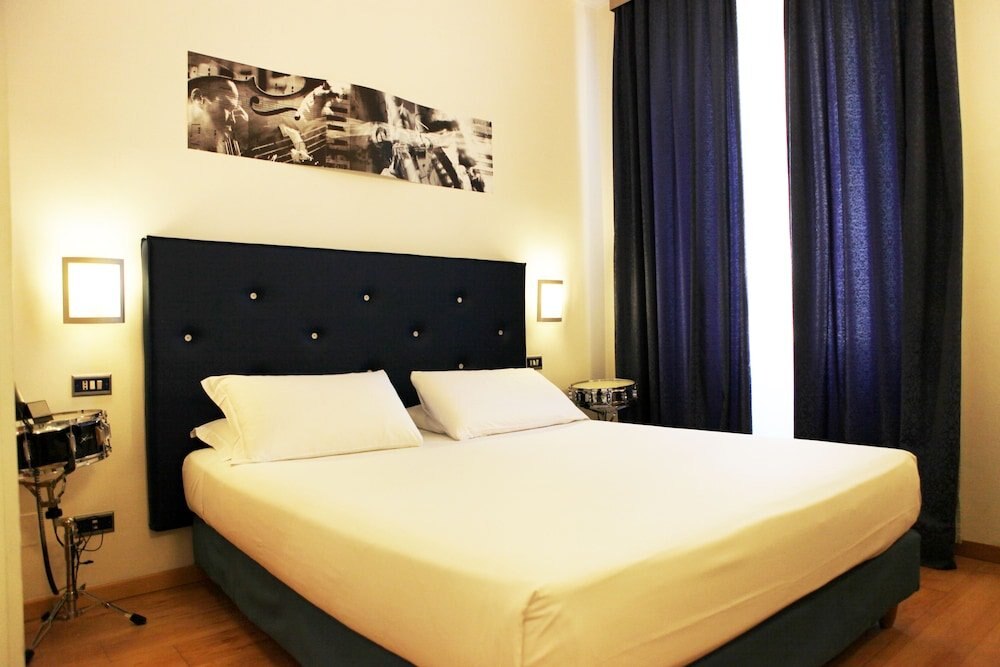 Hotel Franklin Feel The Sound Room Type - Economy Double Room, 1 Double Bed