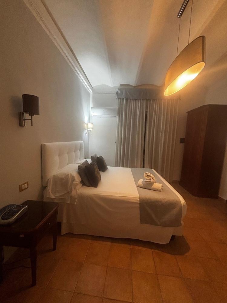Hotel Gabriella Room Type - Superior Triple Room