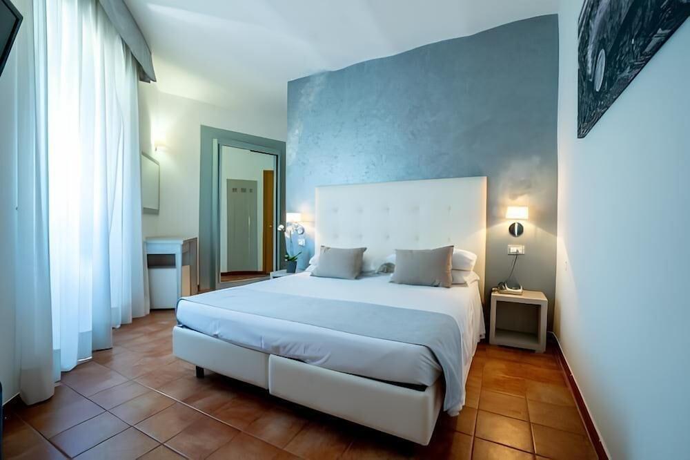 Hotel Gabriella Room Type - Executive Double Room, City View