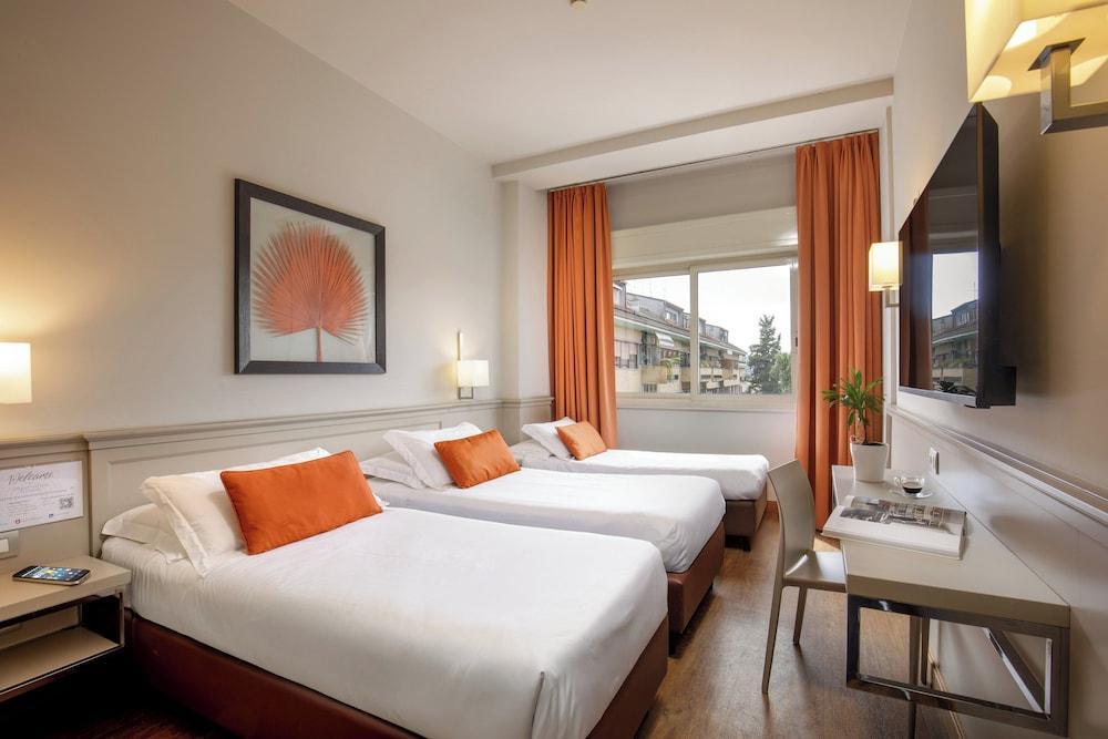 Grand Hotel Fleming Room Type - Superior Double or Twin Room Grand Hotel Fleming Room Type - Superior Double or Twin Room