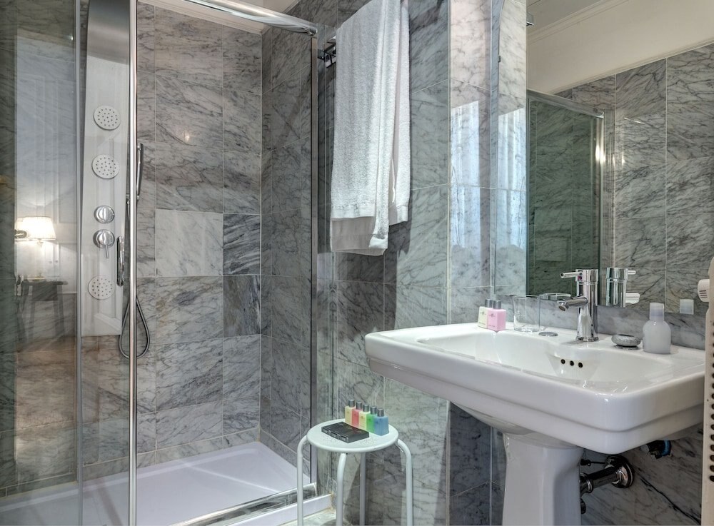 Grand Hotel Plaza Room Type - Classic Double Room