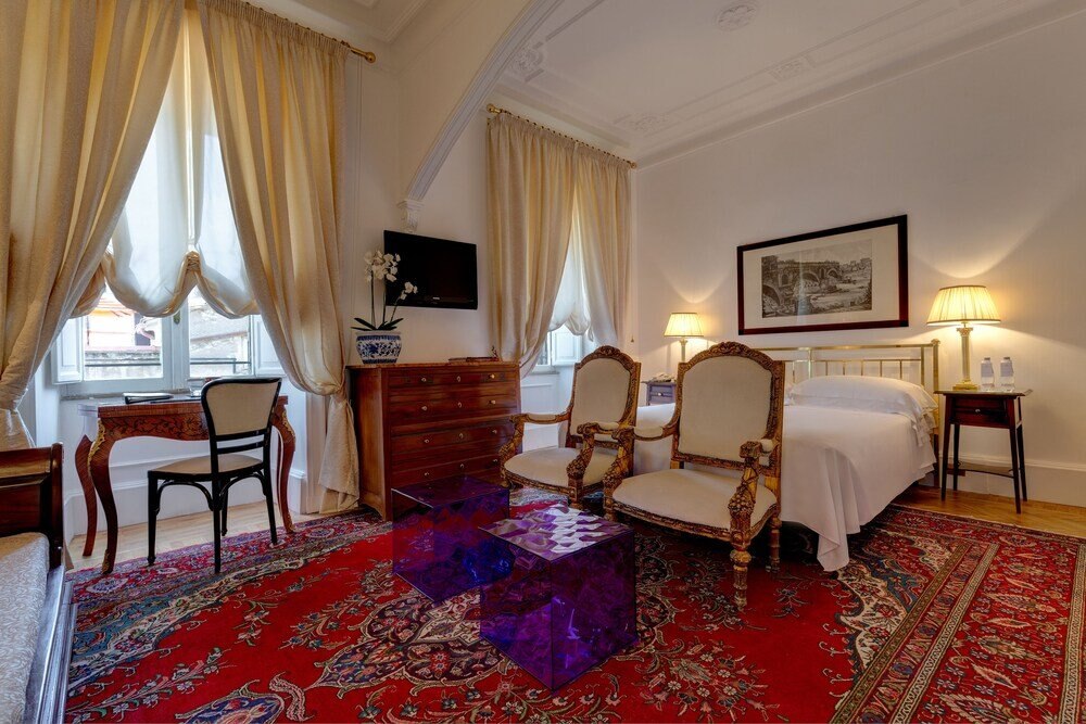 Grand Hotel Plaza Room Type - Grand Room (Deluxe)