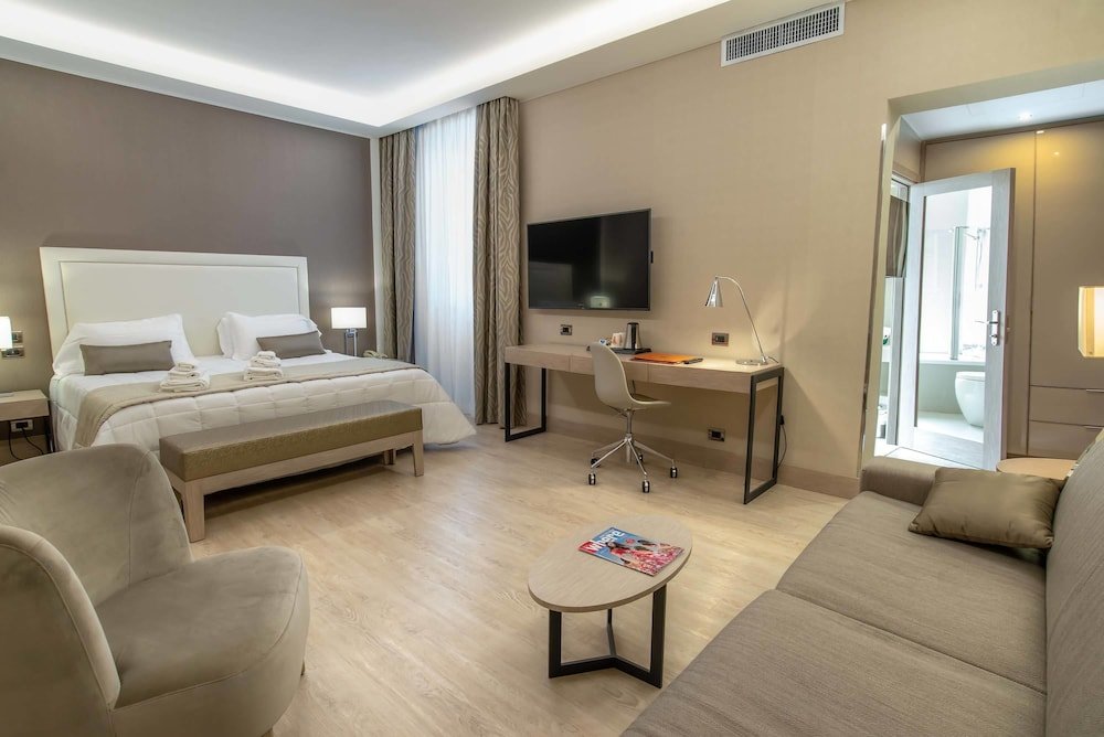 Hotel Genova Room Type - Junior Suite