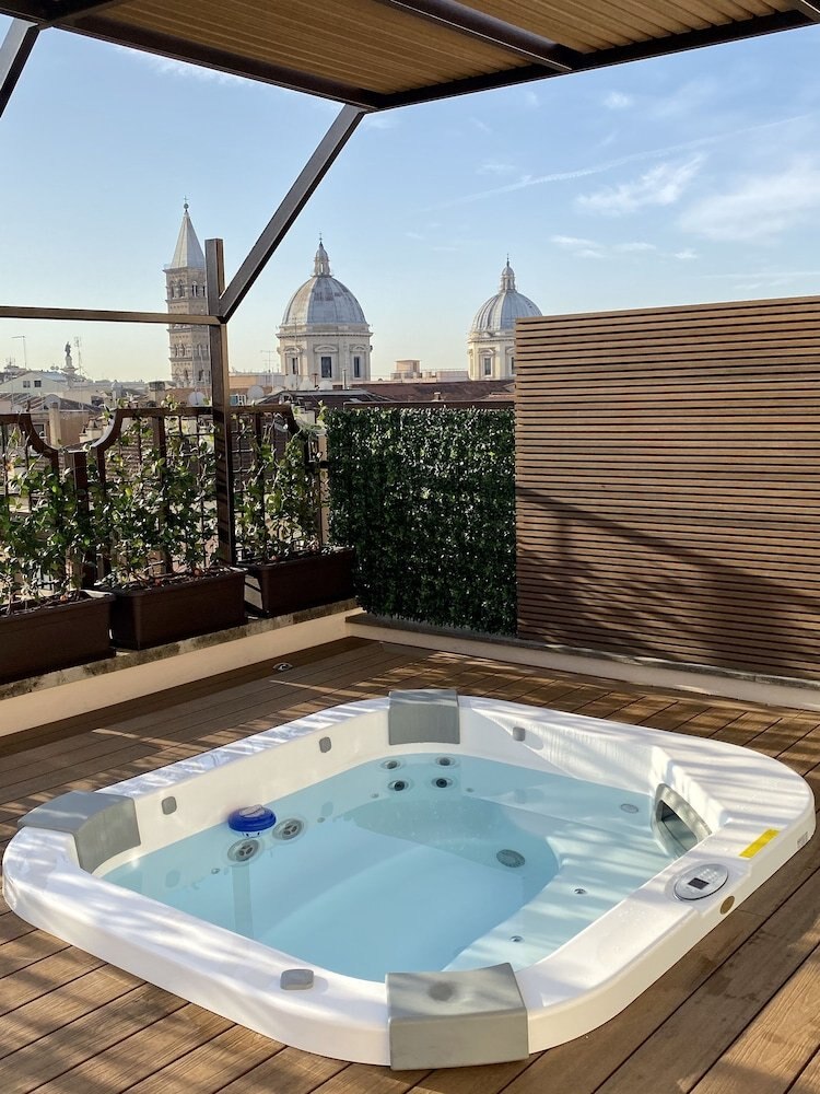 Hotel Genova Room Type - Luxury Suite