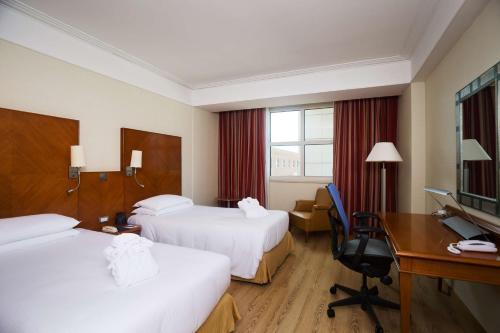 Hilton Rome Airport Room Type - Executive Twin Room