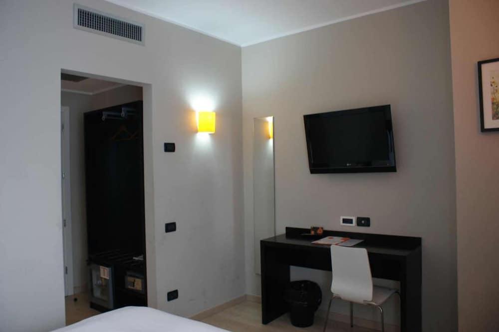 Hotel Aniene Room Type - Standard Twin Room