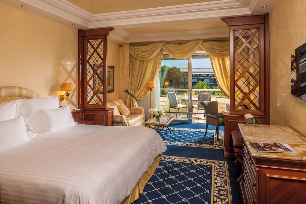 Rome Cavalieri, A Waldorf Astoria Hotel by Hilton Room Type - Deluxe Room, 1 King Bed Rome Cavalieri, A Waldorf Astoria Hotel by Hilton Room Type - Deluxe Room, 1 King Bed