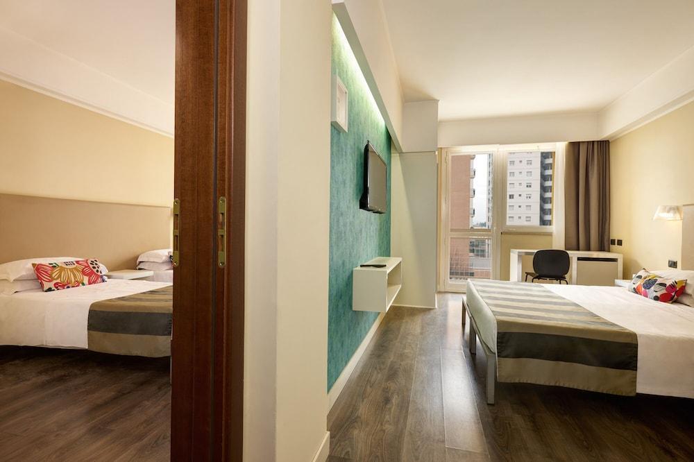 Hotel Roma Tor Vergata Room Type - Family Room
