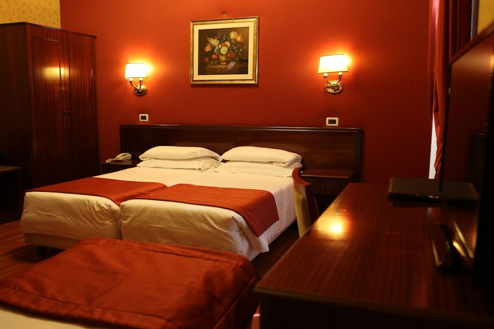 Impero Hotel Rome Room Type - Triple Room