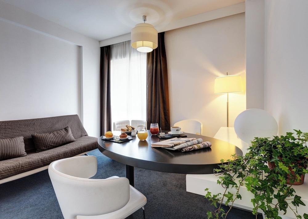 iH Hotels Roma Z3 Room Type - Junior Suite