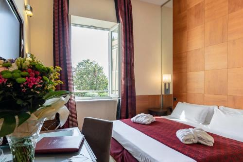 Kolbe Hotel Rome Room Type - Double or Twin Room with View Kolbe Hotel Rome Room Type - Double or Twin Room with View