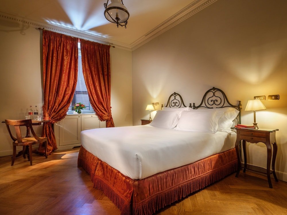 Hotel Locarno Room Type - Superior Double Room