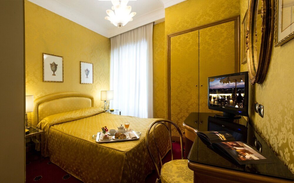 Marcella Royal Hotel - Rooftop Garden Room Type - Economy Double Room