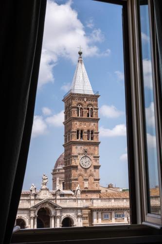 Mecenate Palace - Tap to explore photos