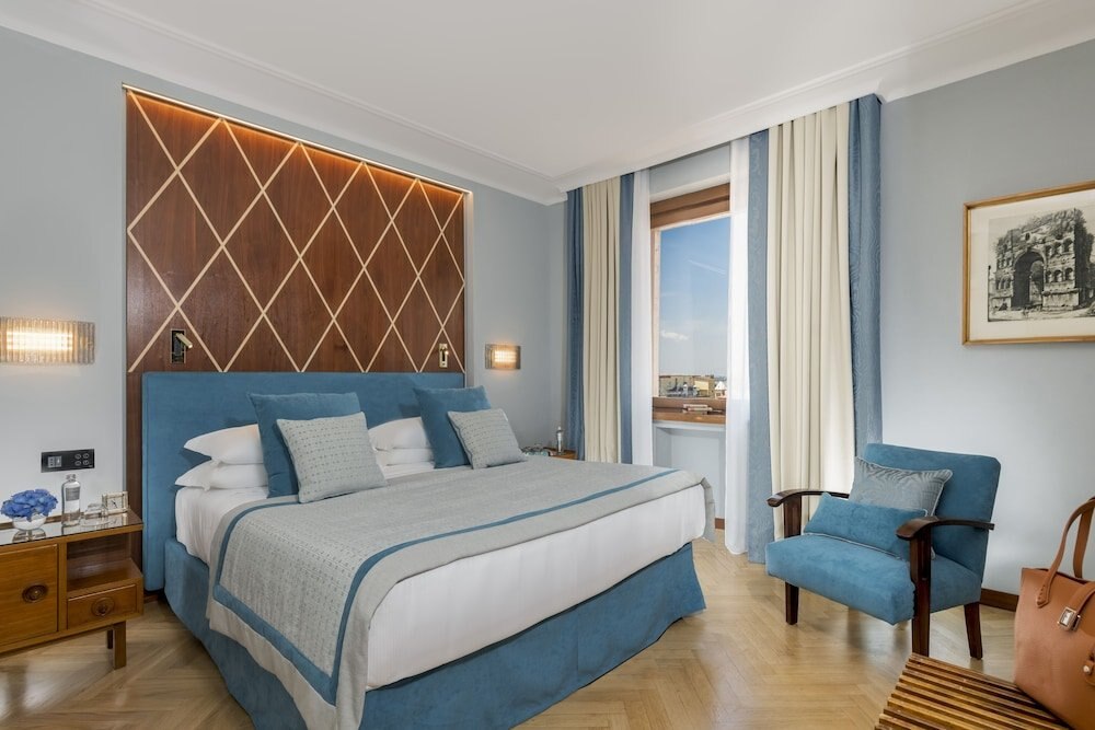 Bettoja Hotel Mediterraneo Room Type - Deluxe Premium Room