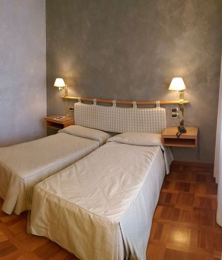 Hotel Meeting Room Type - Twin Room